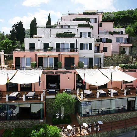 Residence Borgo San Sebastiano Bergeggi Eksteriør bilde